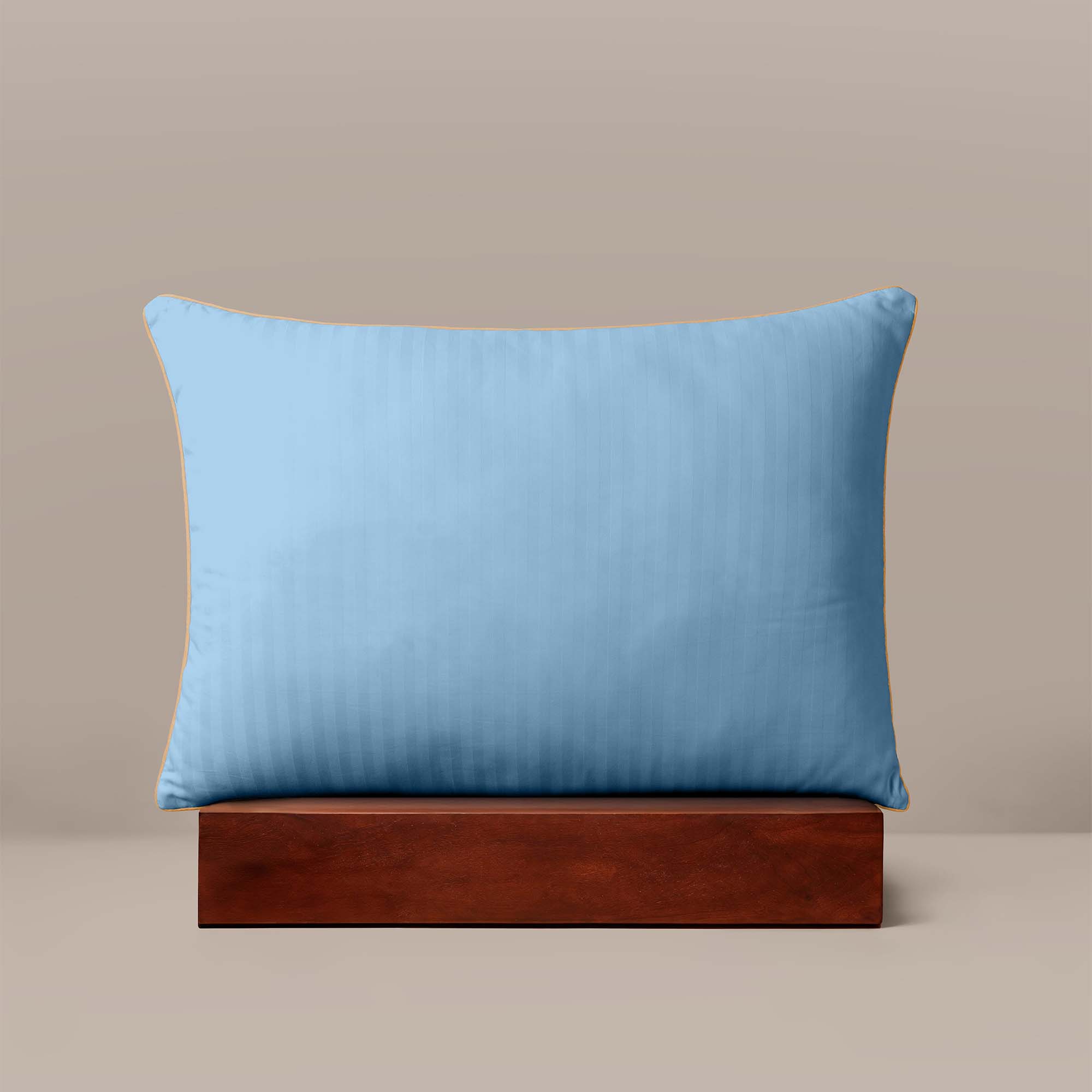 Подушка Hotel line 50/70